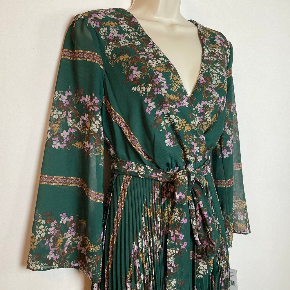 📦NWT Danny & Nicole Dress Dark Green Floral Sz 4 - pleets sheer sleeves slip